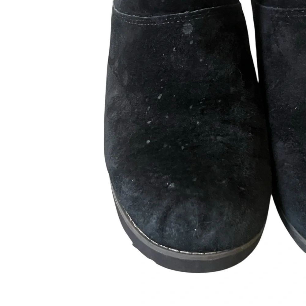 Ugg Skylir black suede shearling lined winter boots